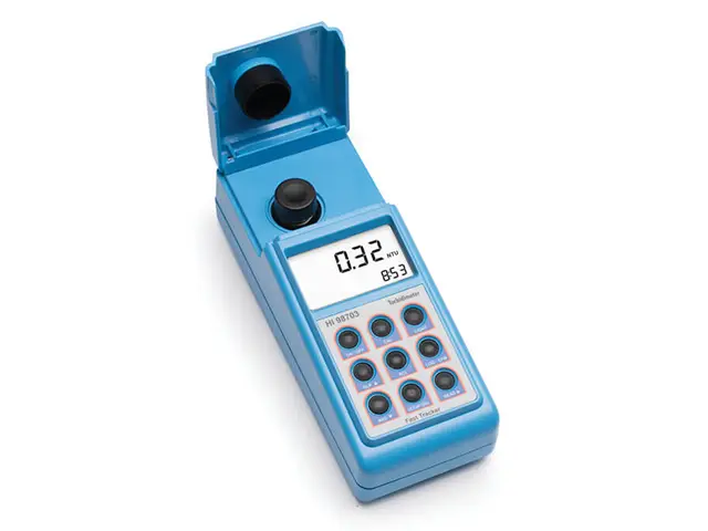 Medidor de Turbidez Concordante com a EPA com Tecnologia Fast Tracker HI98703
