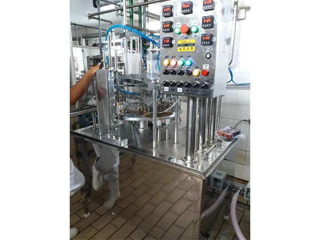 Envasadora Automática Iogurte em Bandeja 6 Porções até 1.100 un/hr