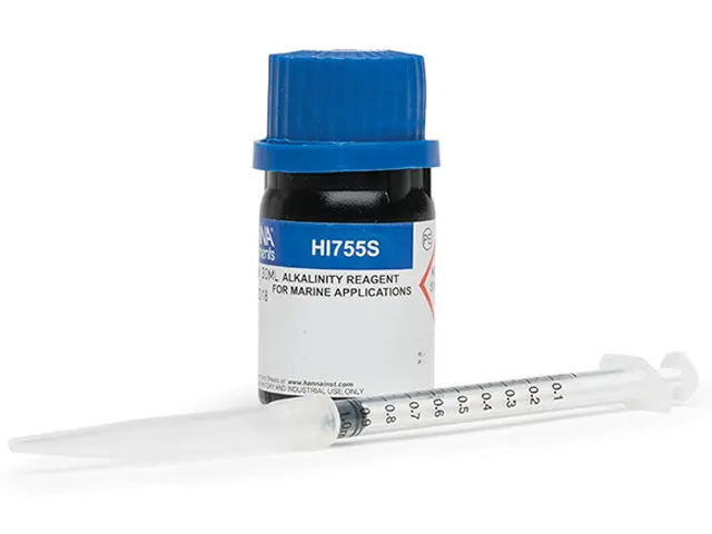 Reagente de Alcalinidade para Água Salgada 25 Testes HI755-26