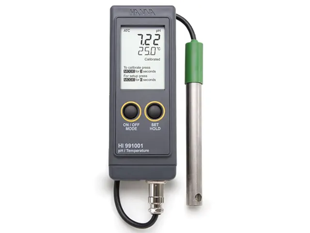 Medidor Portátil à prova de Água para pH e Temperatura HI991001
