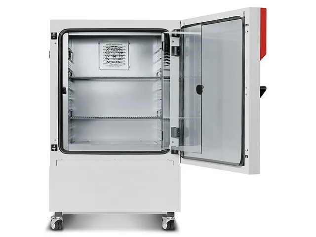 Incubadora Refrigerada com Circulação de Ar Forçada KB240